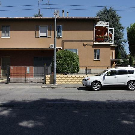 Villa Casa Vacanze Antonia à Bologne Extérieur photo